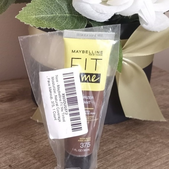 Maybelline Fit Me Tinted Moisturizer, Natural Coverage, Face Makeup, 375 - Picture 9 of 9